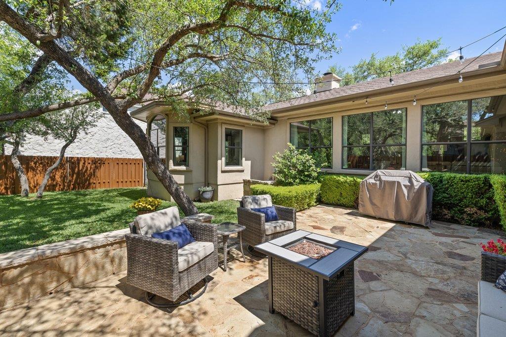 102 Blue Jay DR