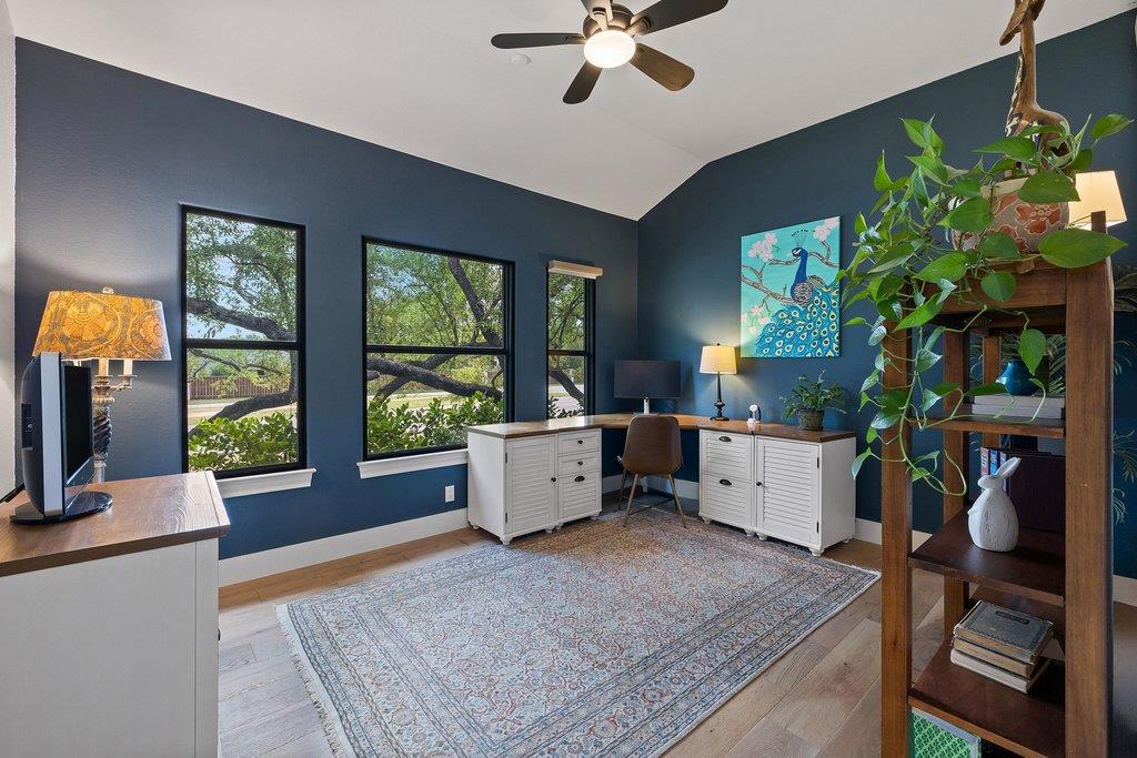 102 Blue Jay DR