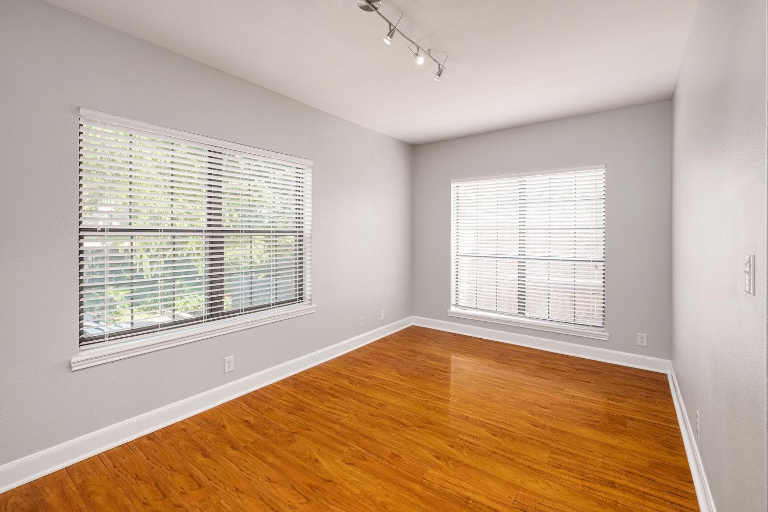 1704 West Ave # 108
