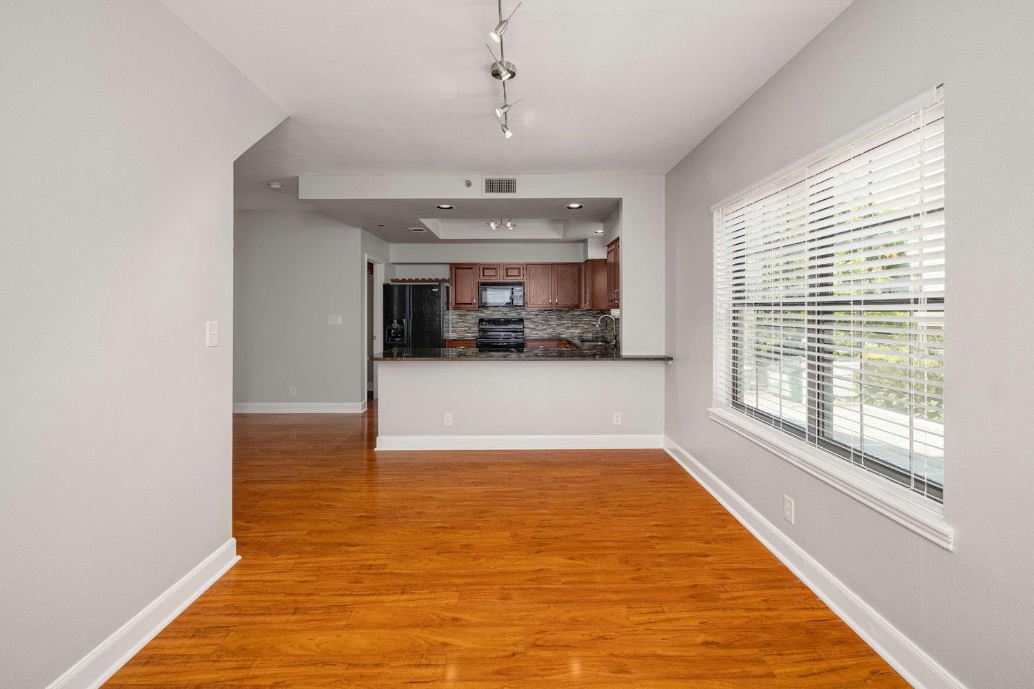 1704 West Ave # 108