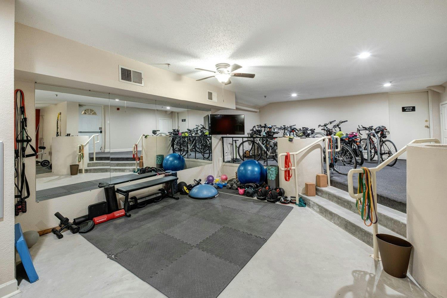 1704 West Ave # 108