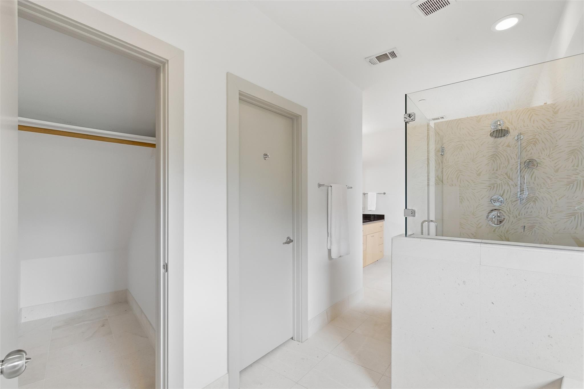 2608 Del Curto RD # 3