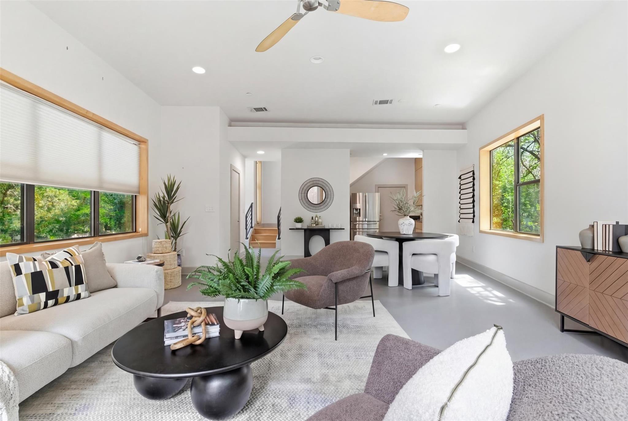 2608 Del Curto RD # 3