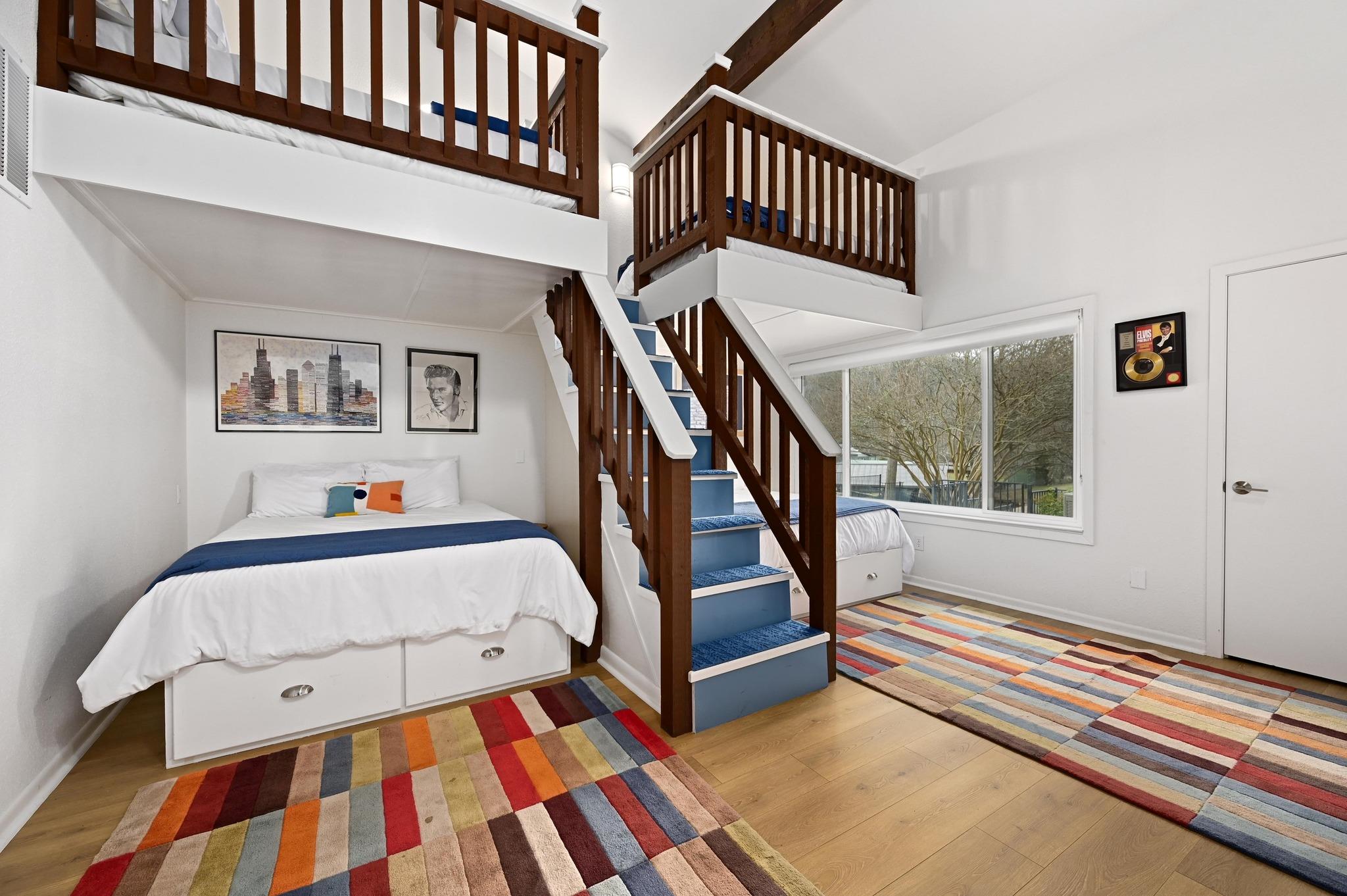 2503 Manana ST