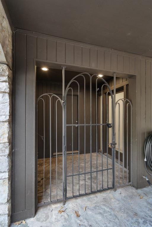 2109 Bridle PATH # B