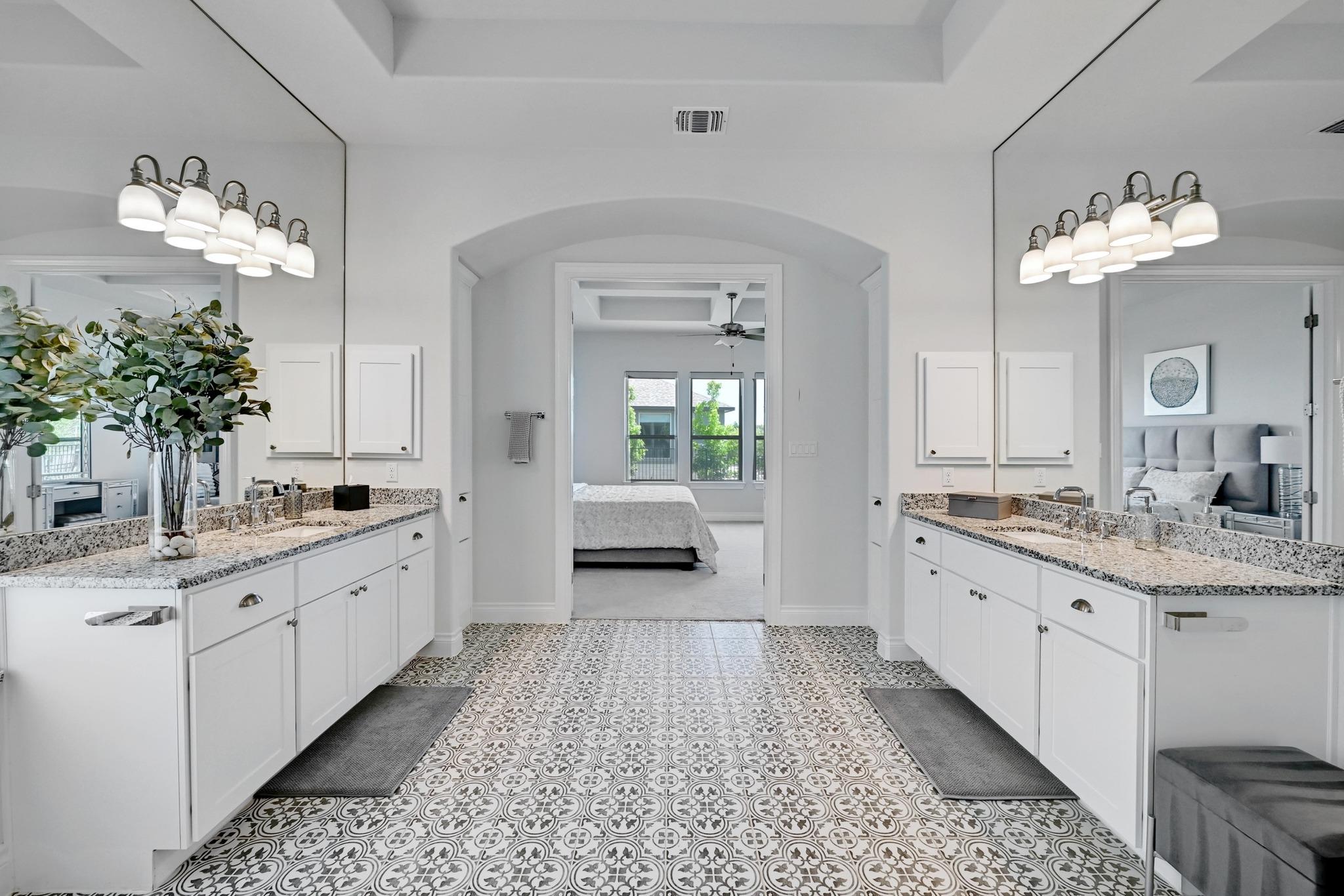 4809 SERENE HILLS DR