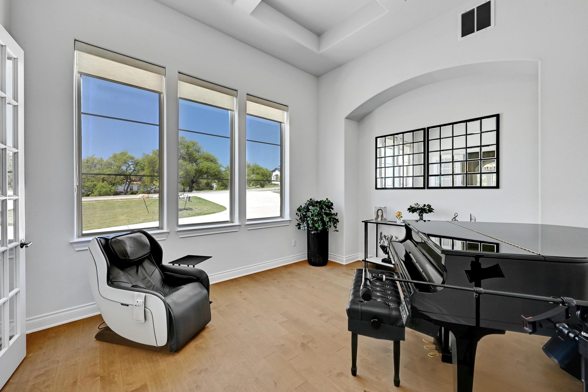 4809 SERENE HILLS DR