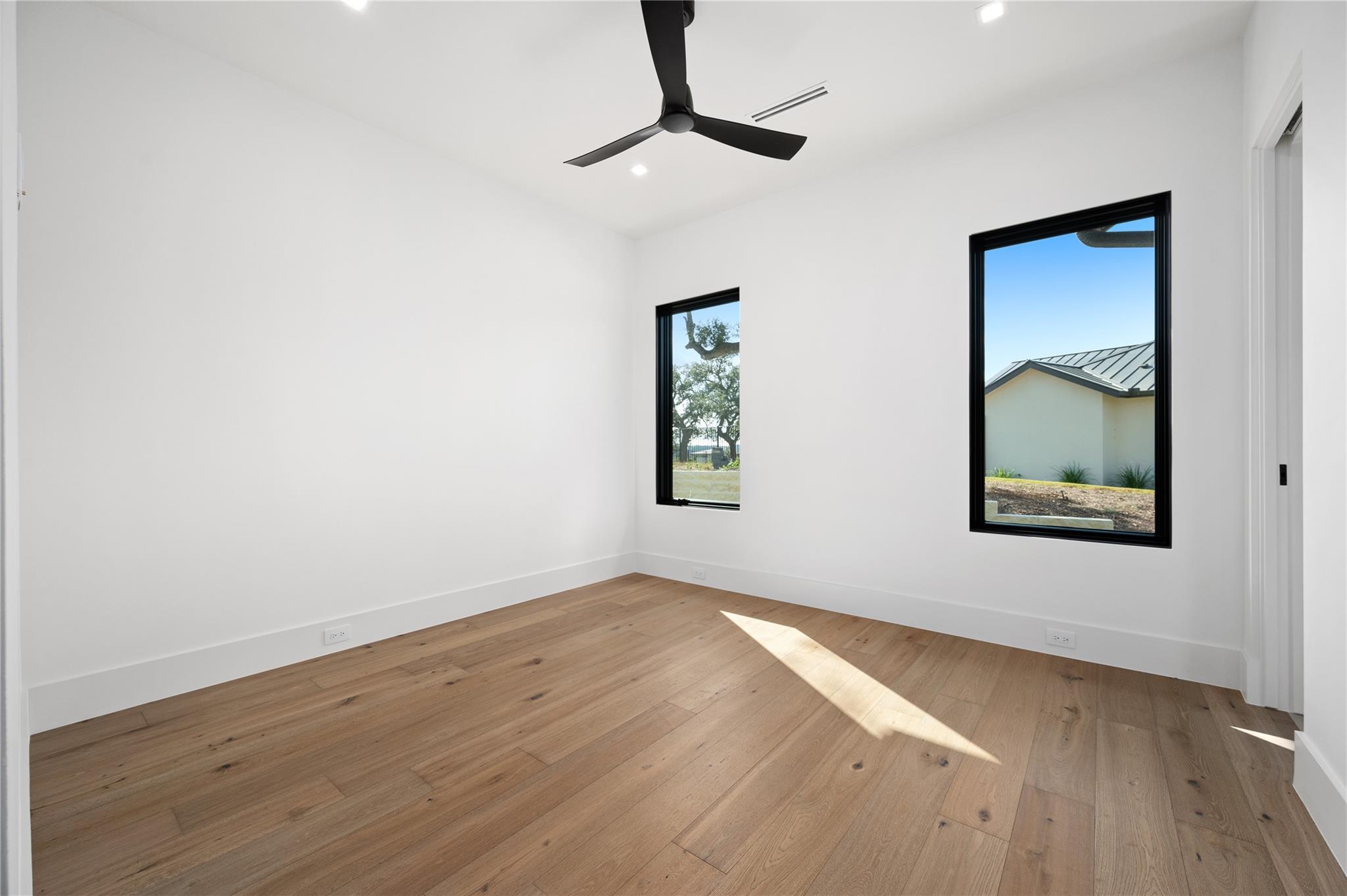 5809 Horizon Vista WAY