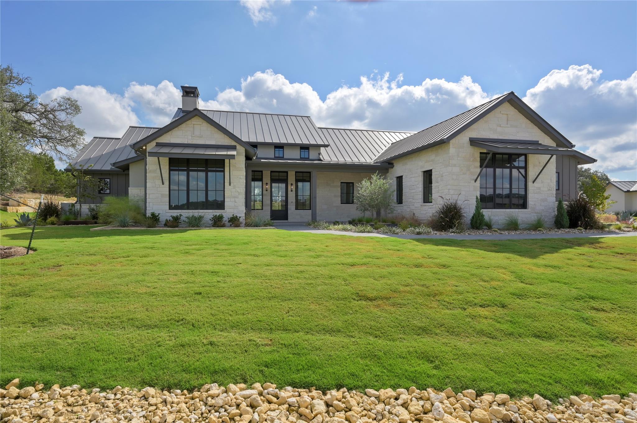 5809 Horizon Vista WAY