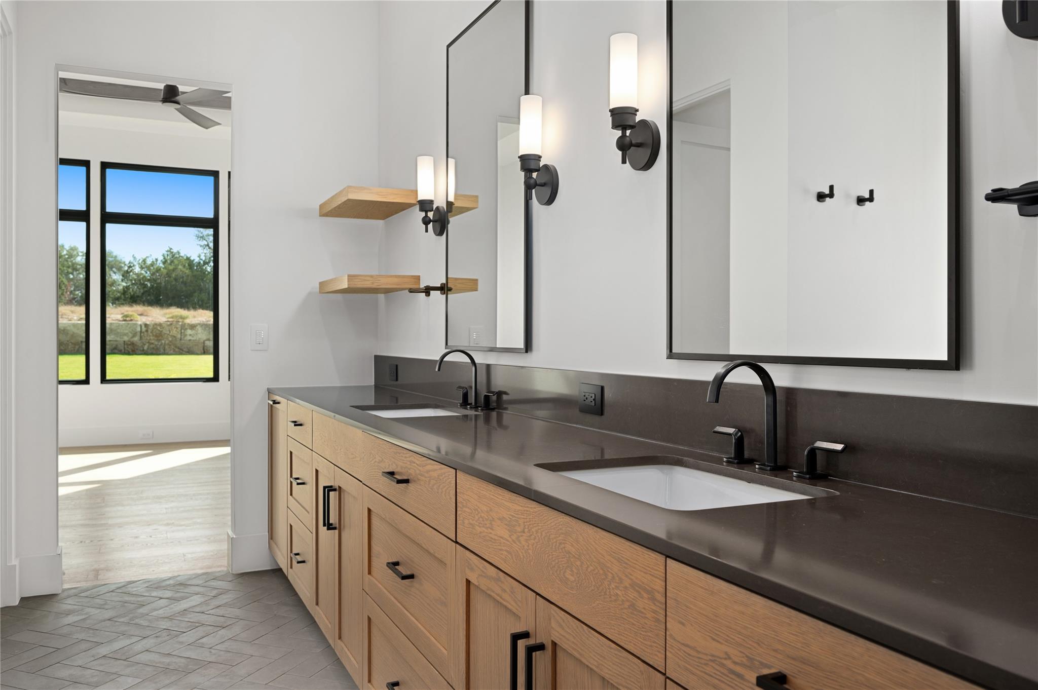 5809 Horizon Vista WAY