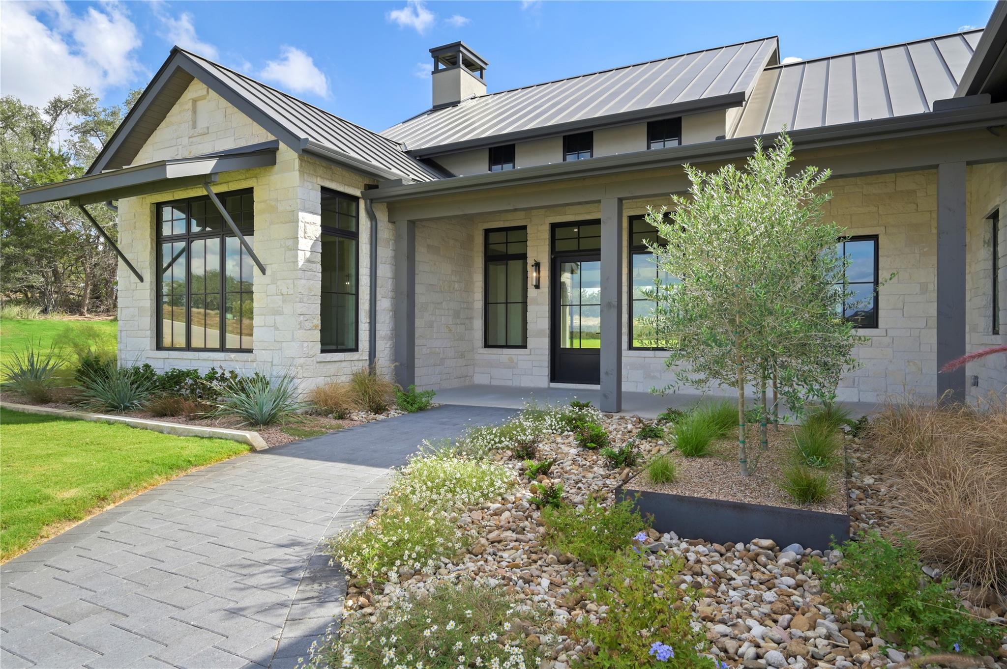 5809 Horizon Vista WAY