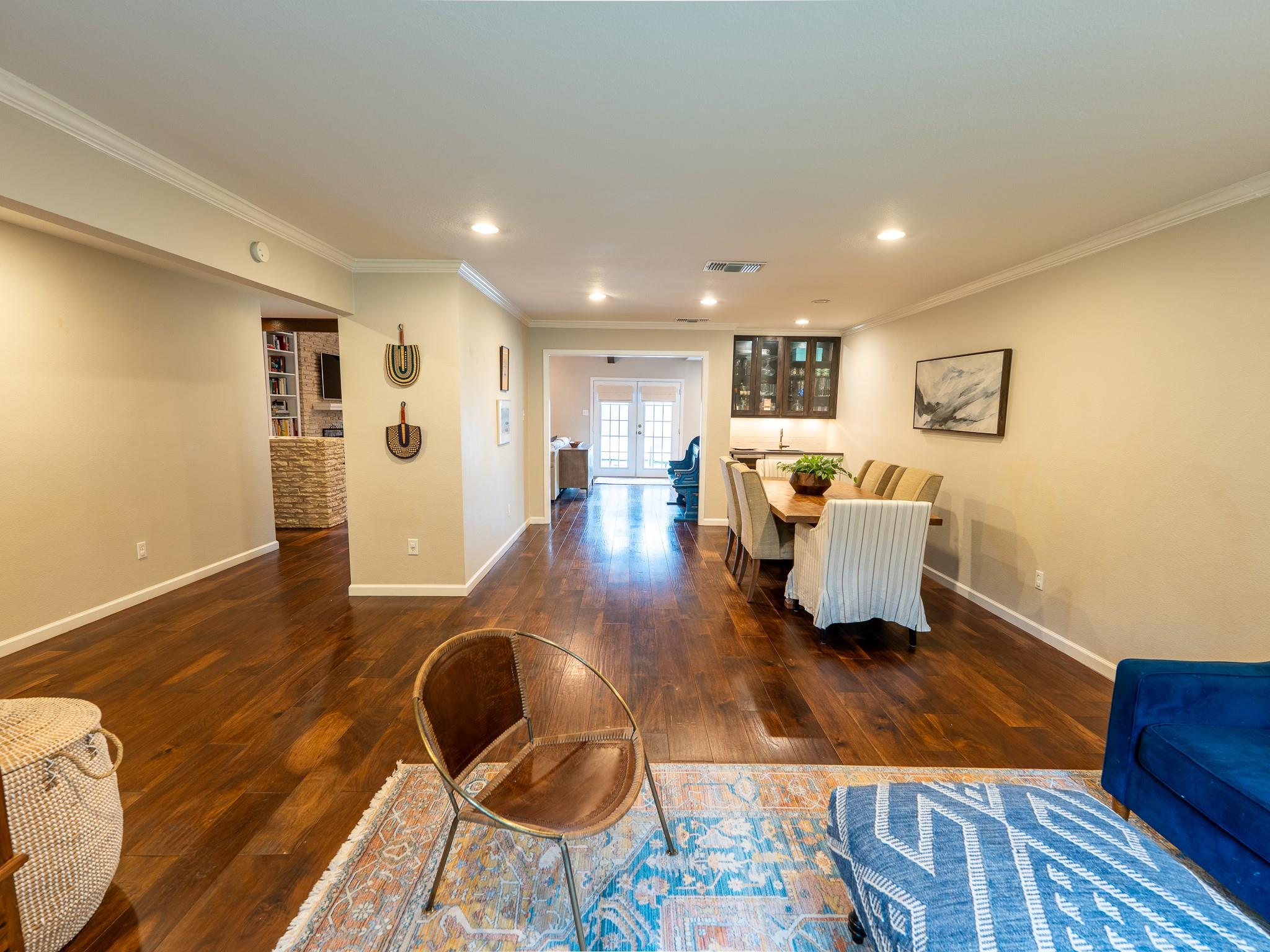 4902 Travis Country CIR