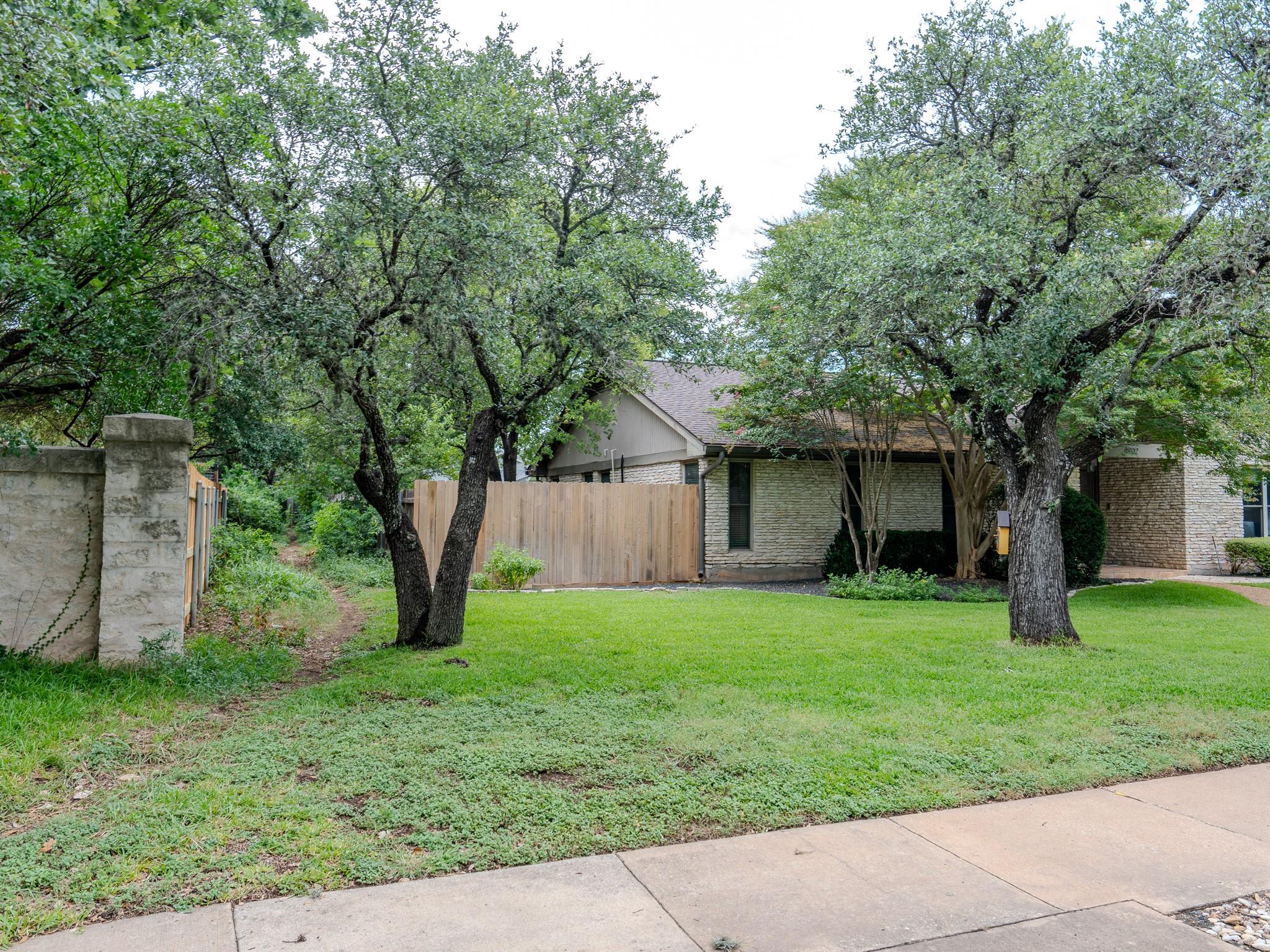 4902 Travis Country CIR