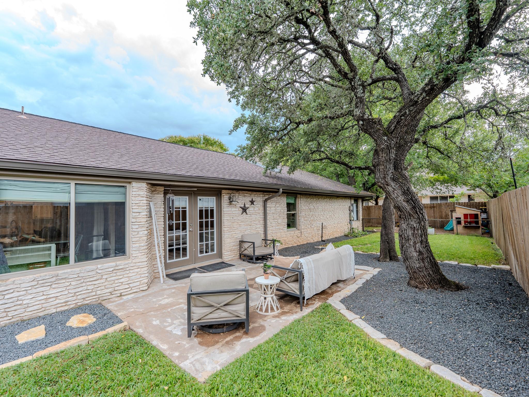4902 Travis Country CIR