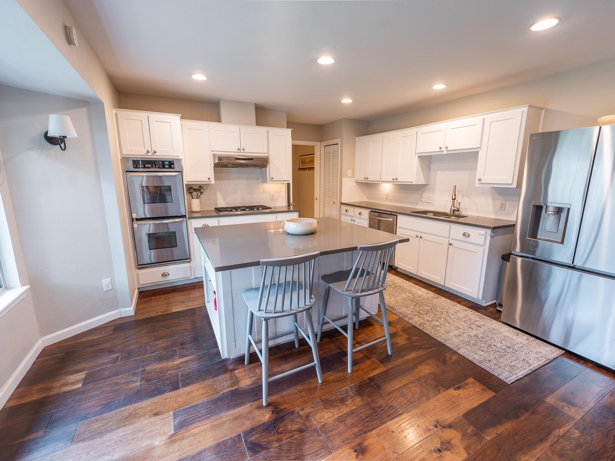4902 Travis Country CIR