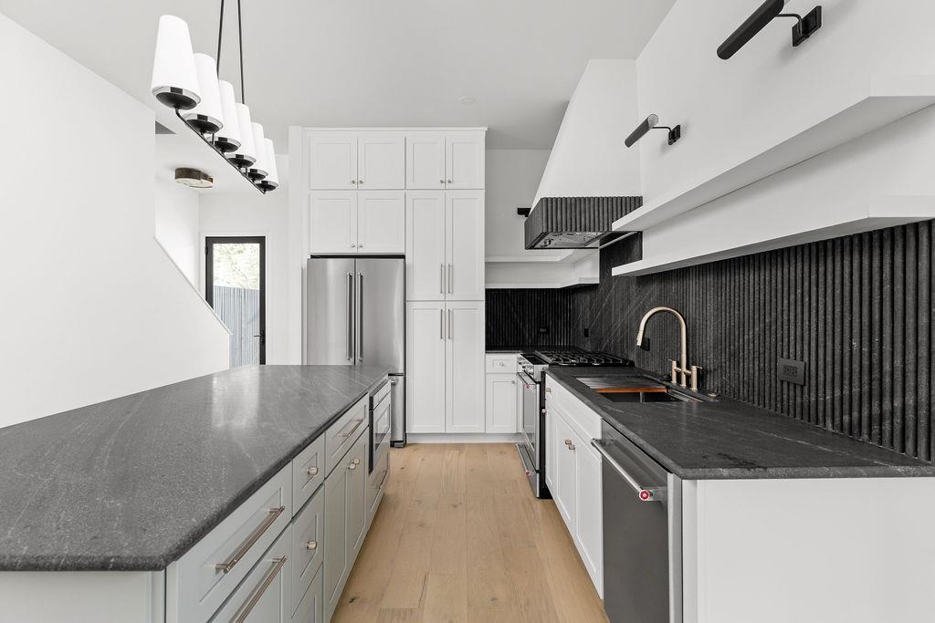 501 E 50th ST