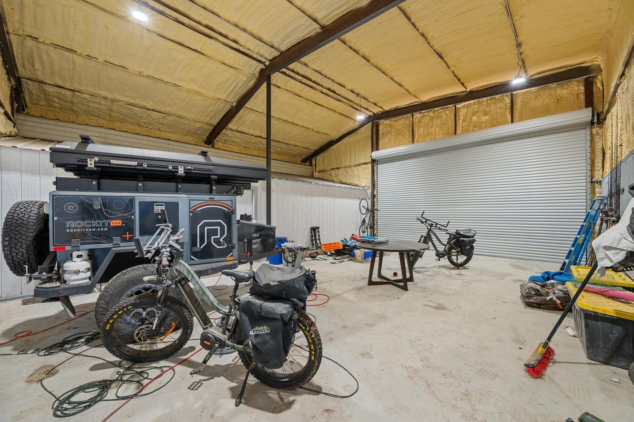 401 Crestview DR