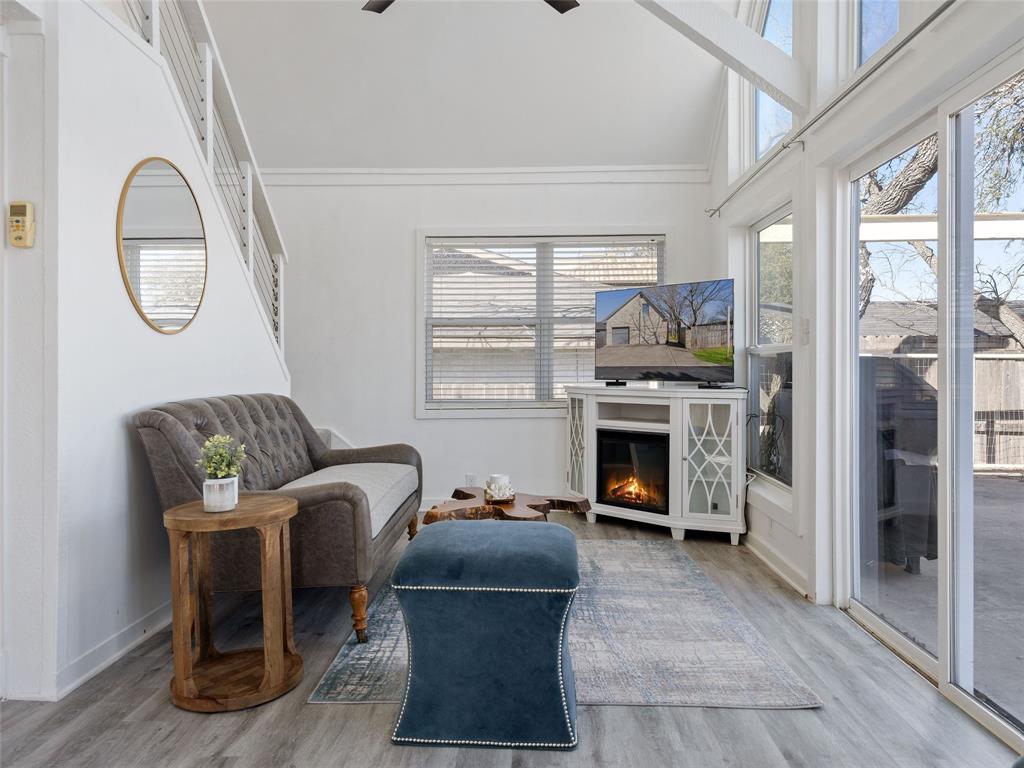 3117 Brass Buttons TRL