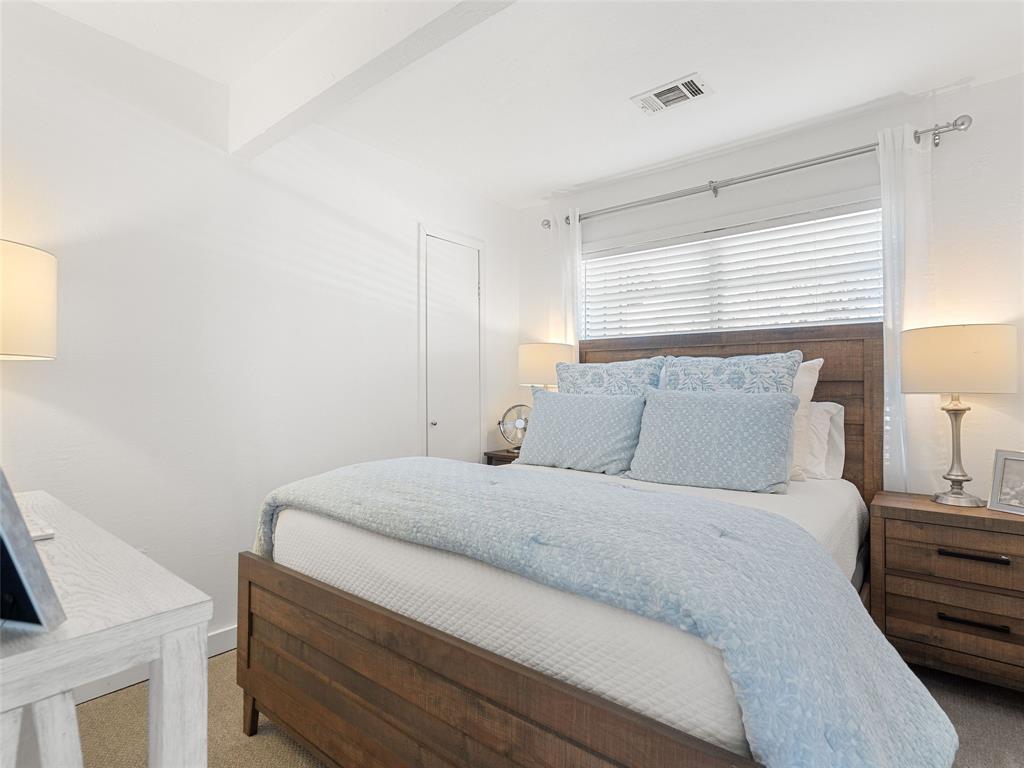 3117 Brass Buttons TRL