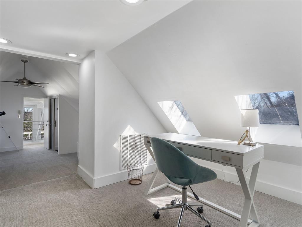 3117 Brass Buttons TRL