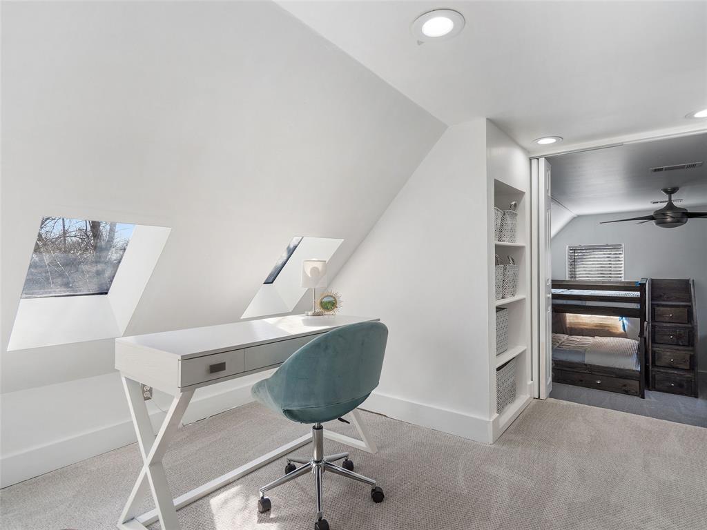 3117 Brass Buttons TRL