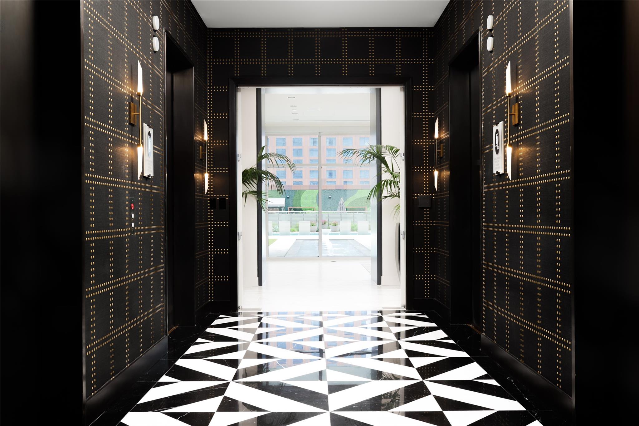 200 Congress Ave Unit: 33BB