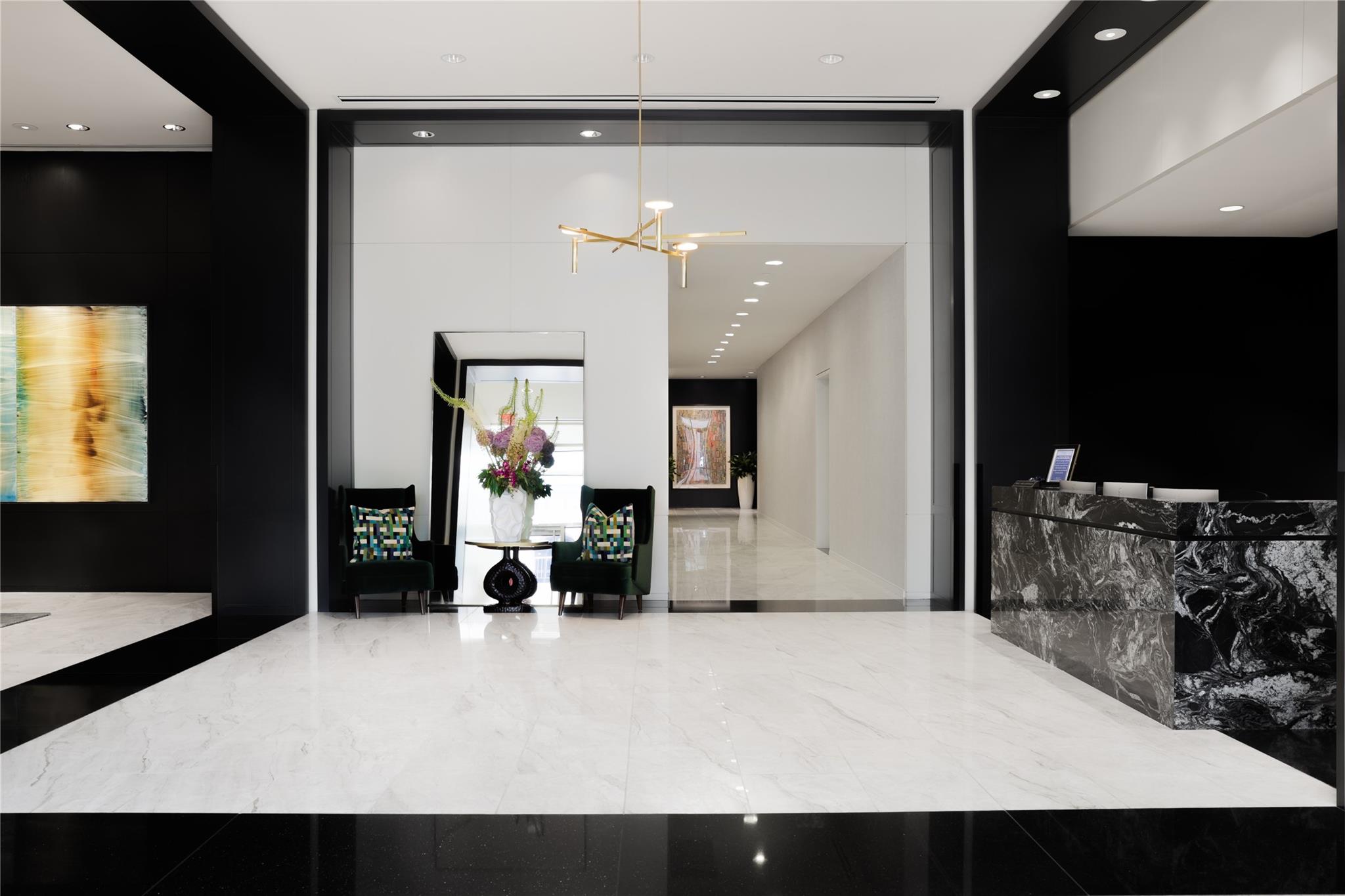 200 Congress Ave Unit: 33BB