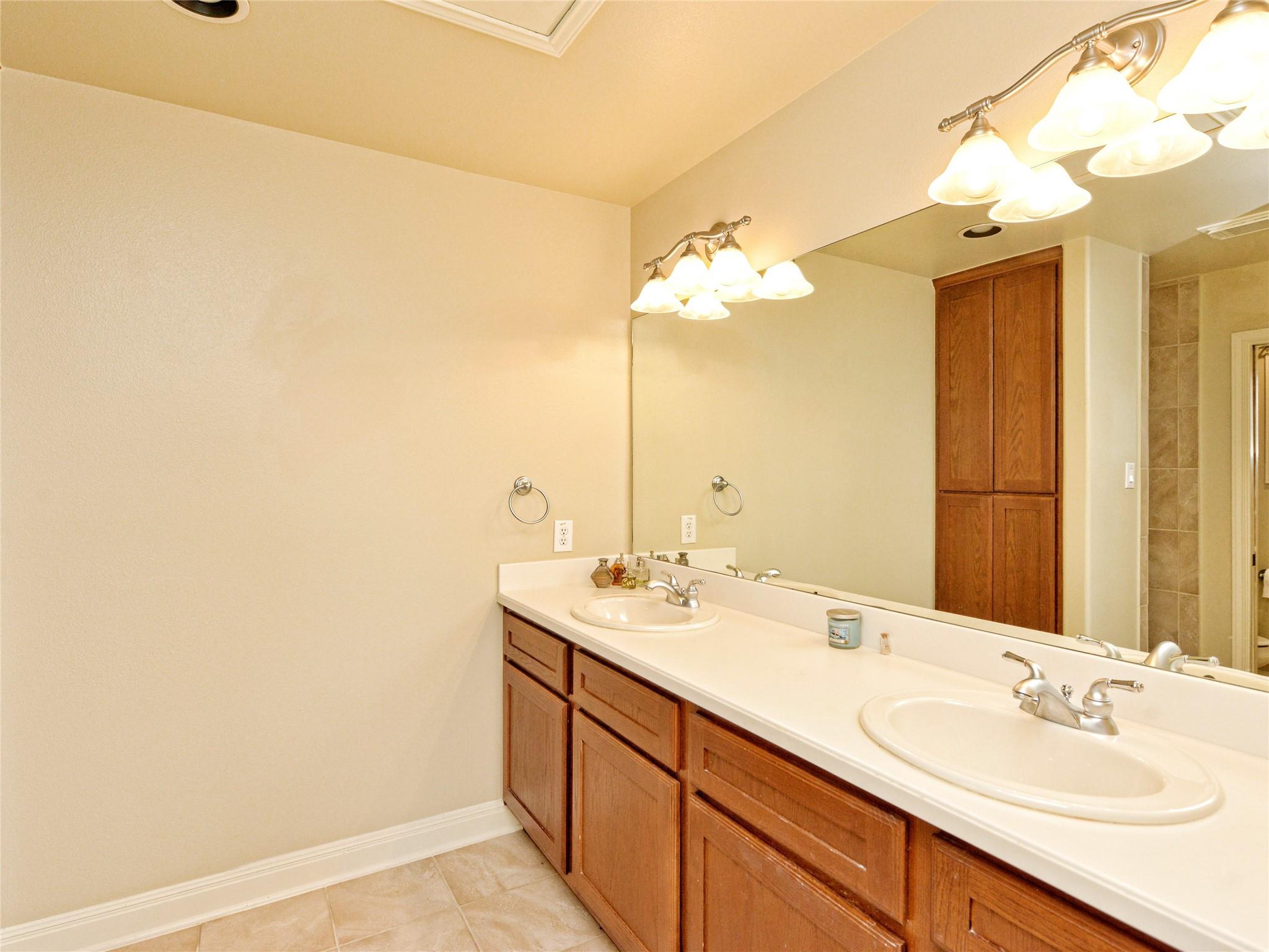 1908 Kahala Sunset DR # H