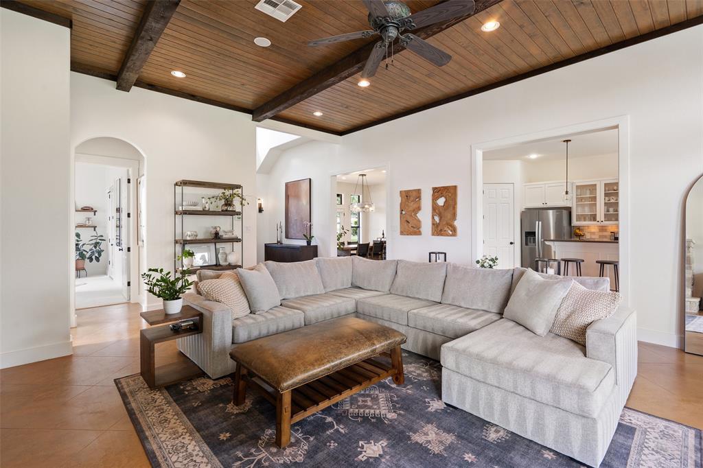 141 Drifting Sands DR