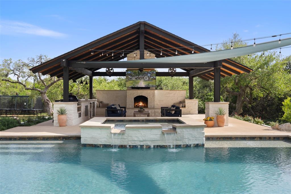 141 Drifting Sands DR