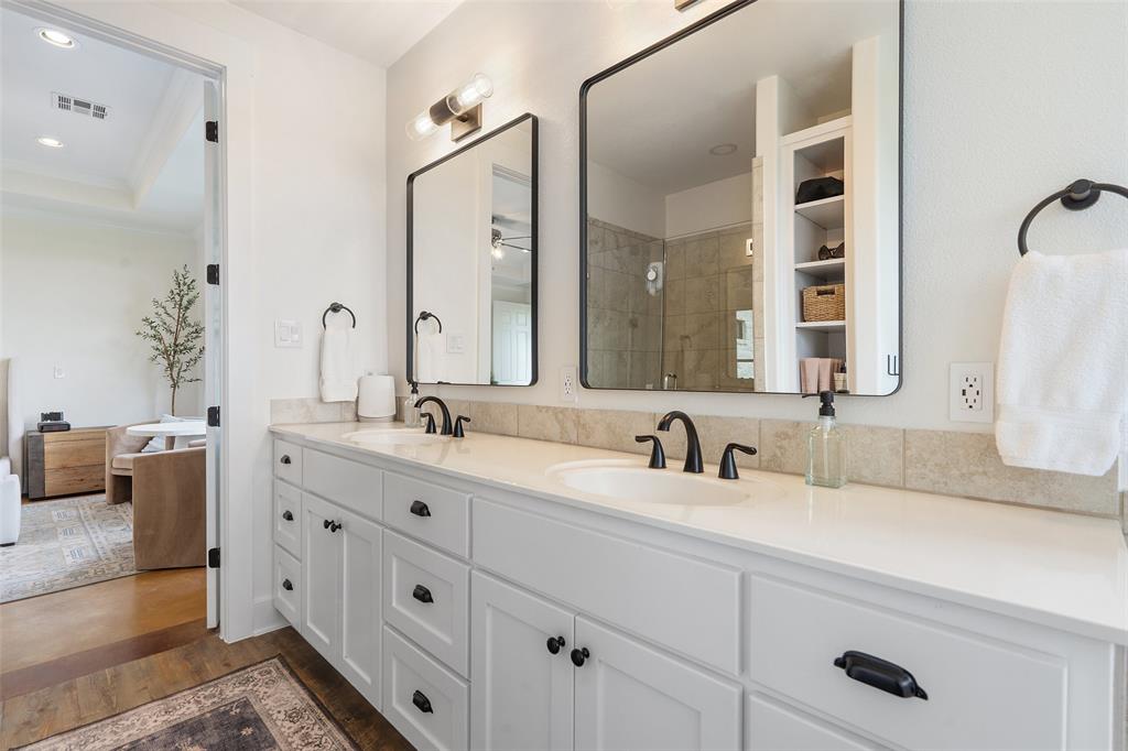 141 Drifting Sands DR