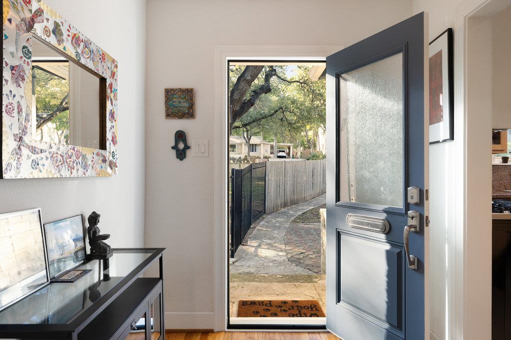 2005 Exposition BLVD