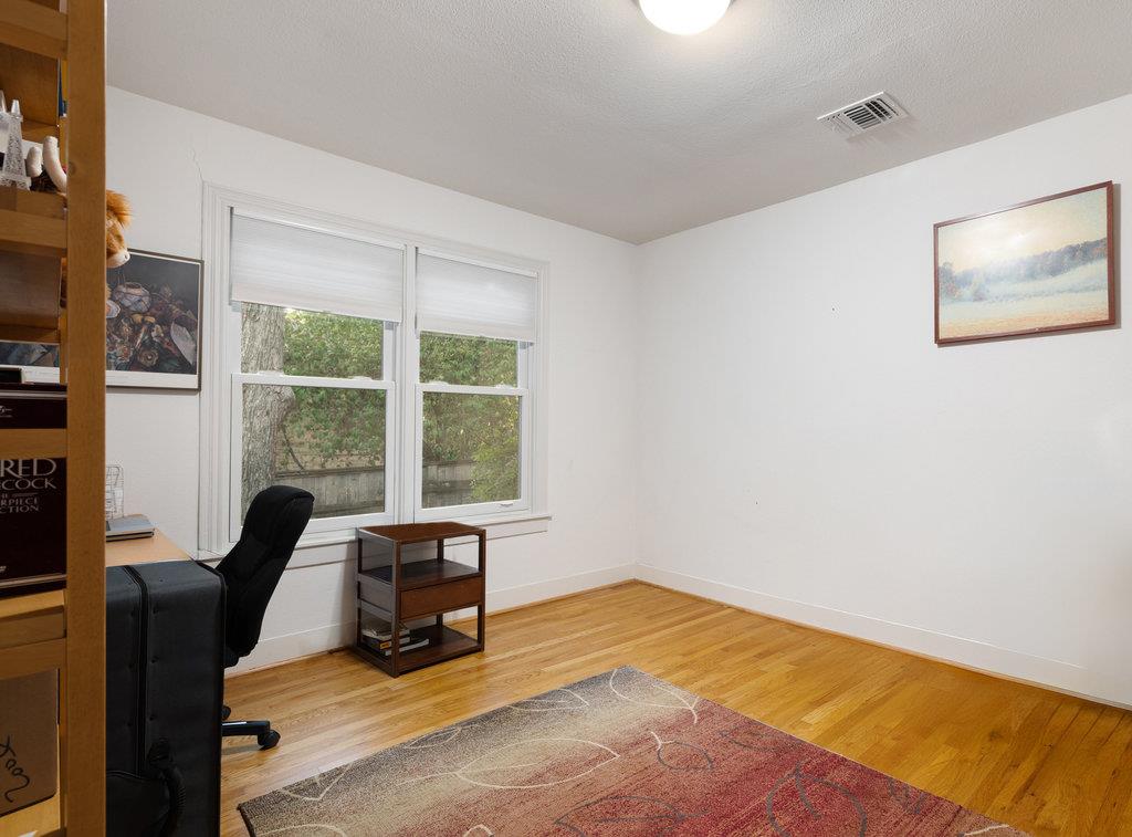 2005 Exposition BLVD