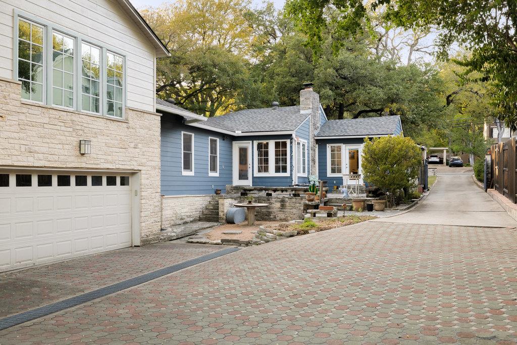 2005 Exposition BLVD