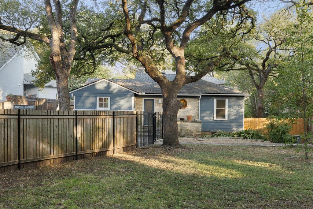 2005 Exposition BLVD