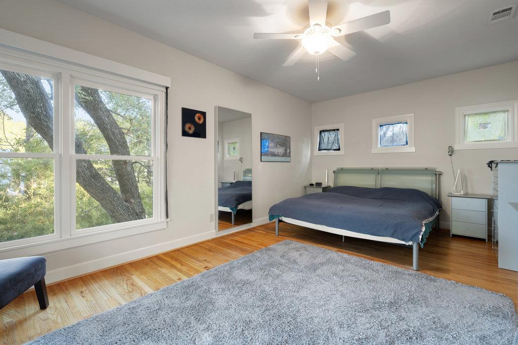 2005 Exposition BLVD