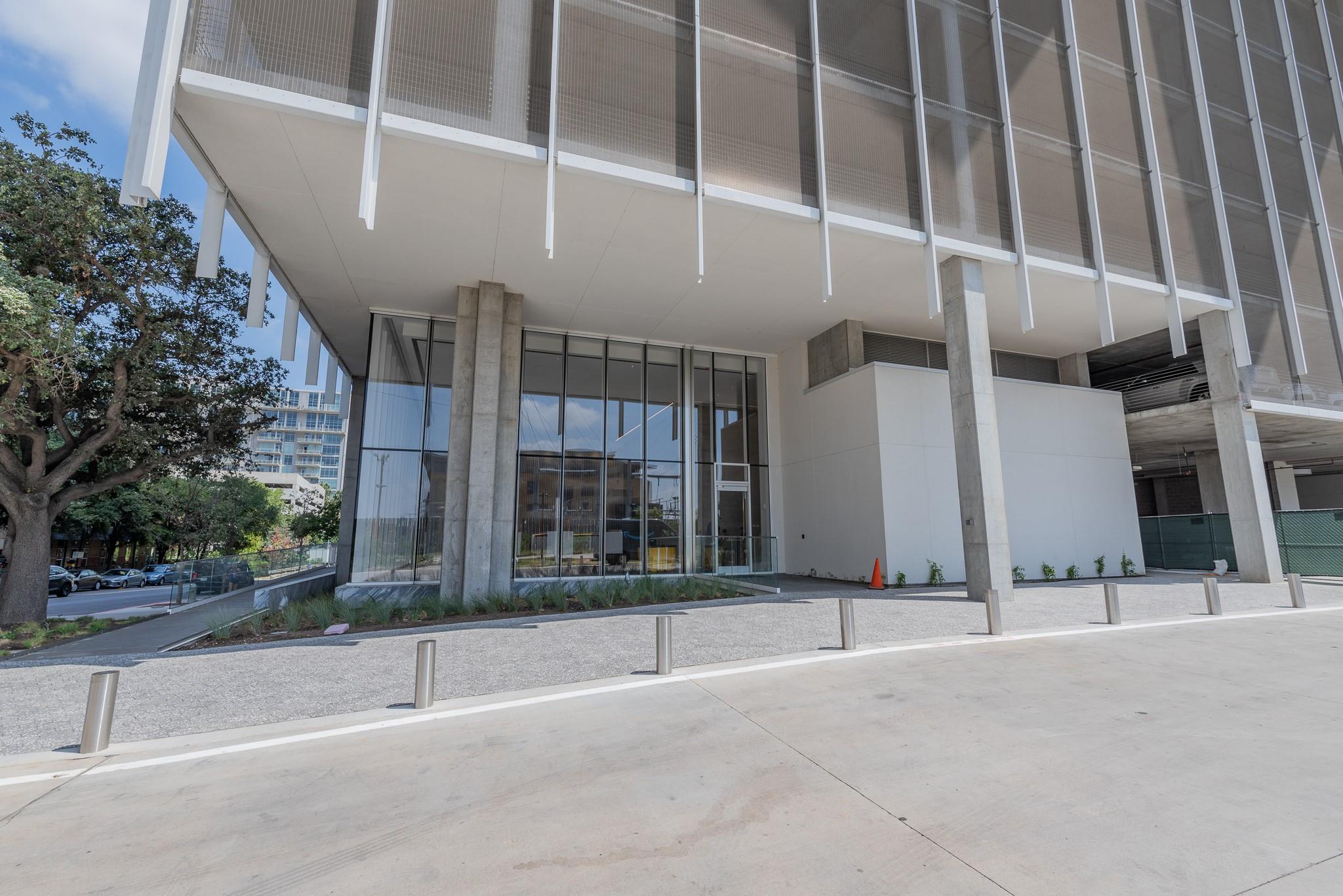 301 West Ave # 1802