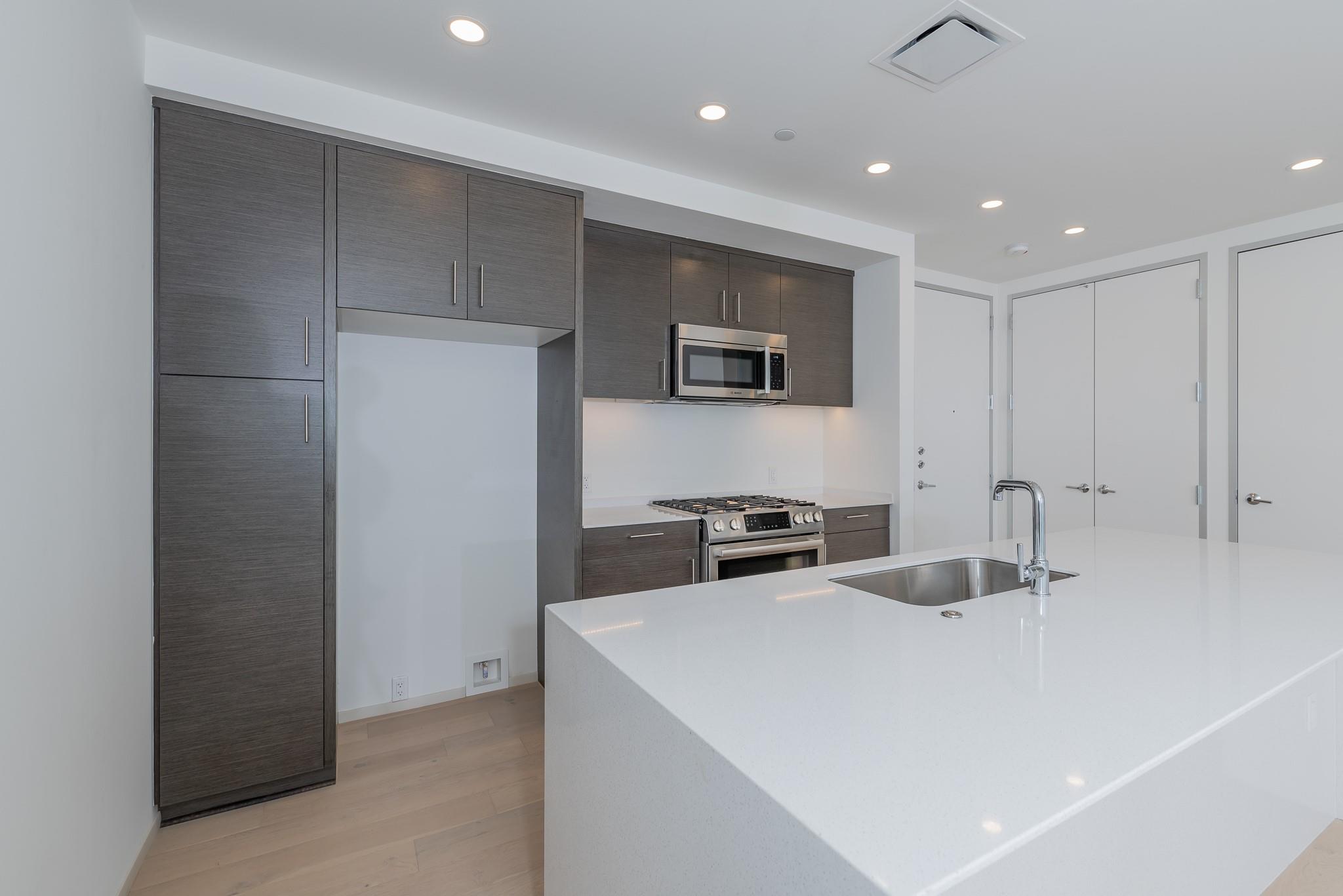 301 West Ave # 1802