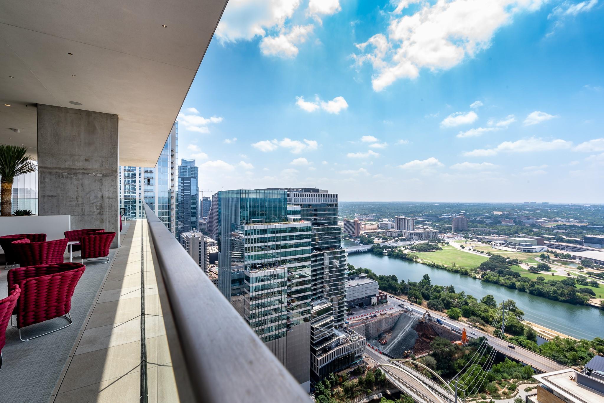 301 West Ave # 1802