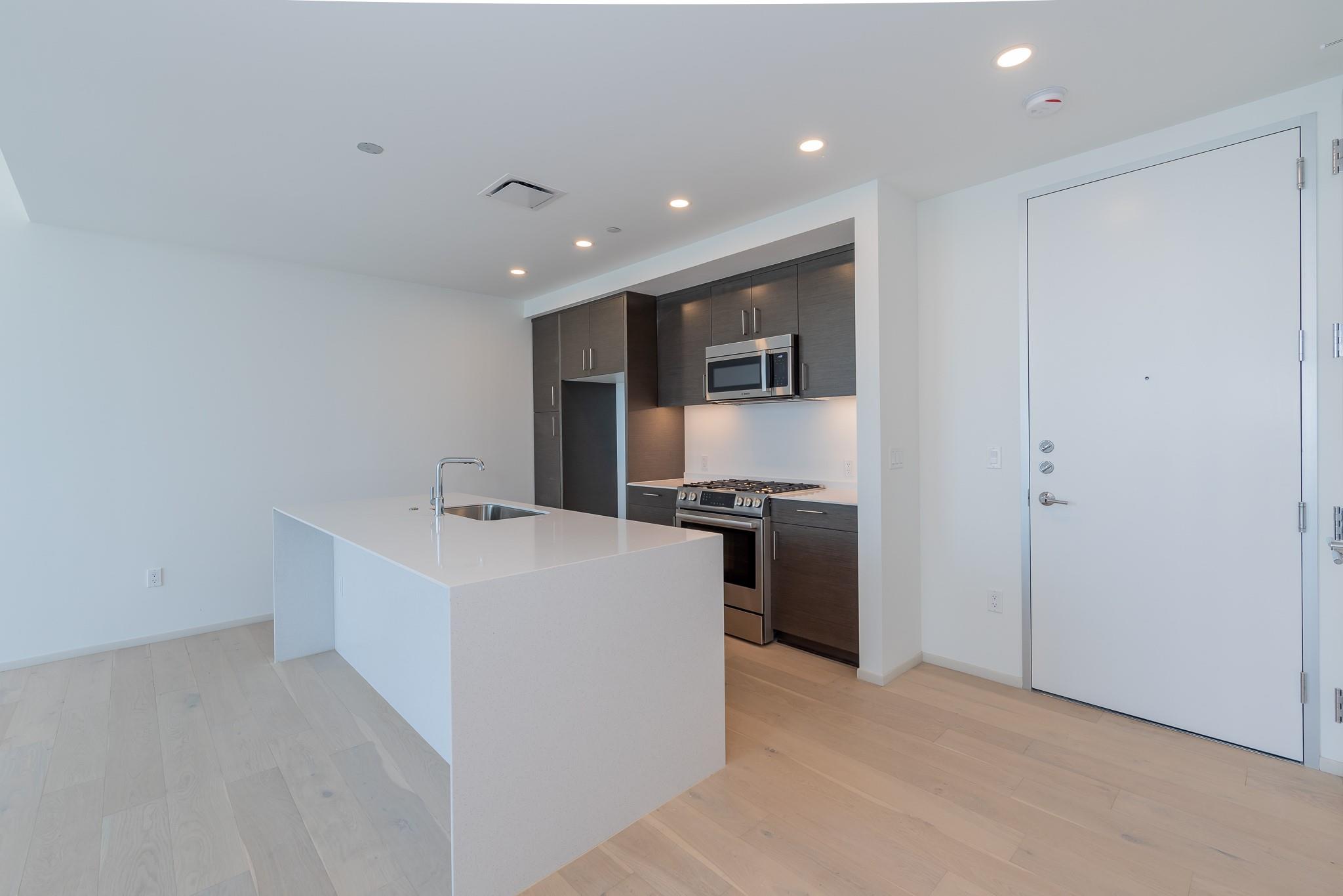 301 West Ave # 1802