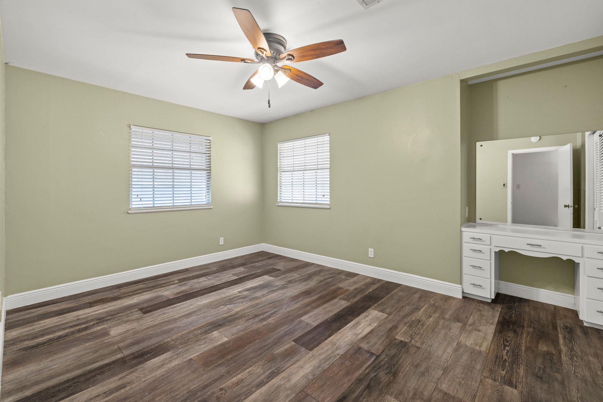 2326 Hartford RD Unit: 1/2