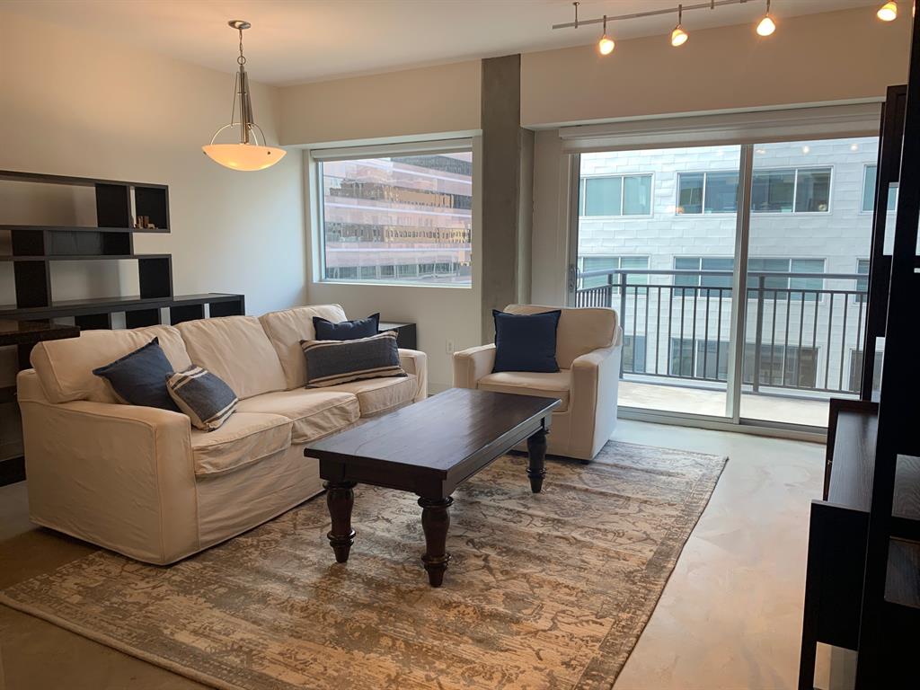 800 Brazos ST # 1102