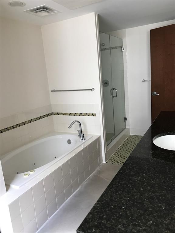 800 Brazos ST # 1102