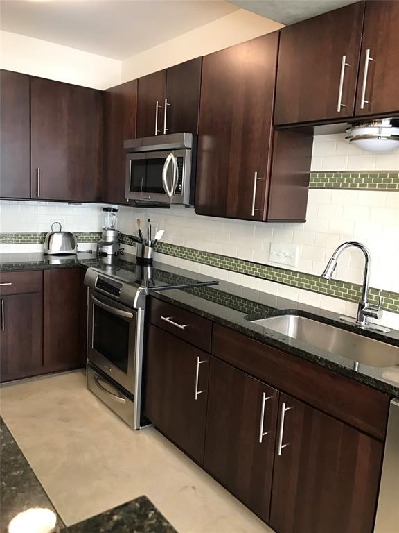 800 Brazos ST # 1102