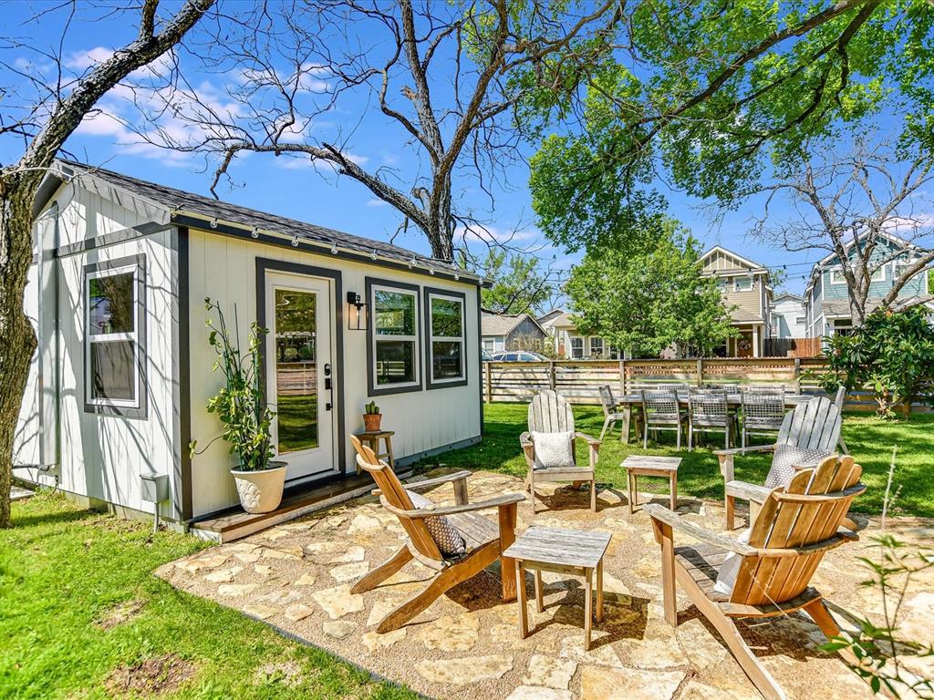 5203 Martin Ave # 1