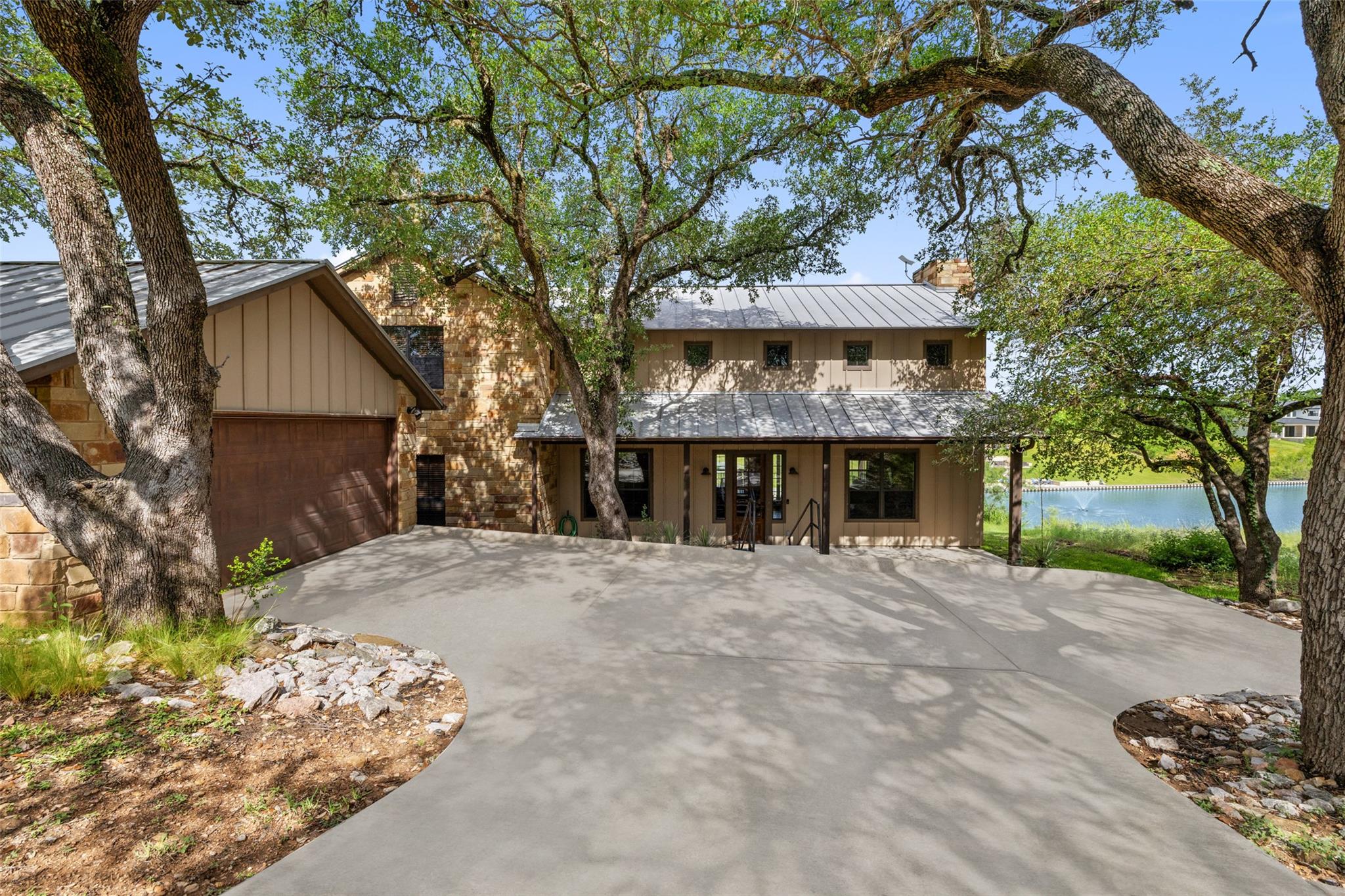 186 Sleepy Oaks DR