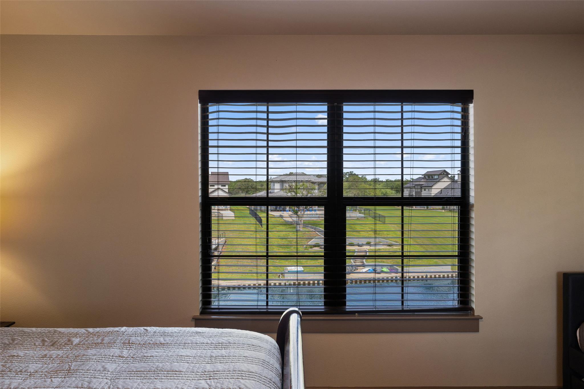 186 Sleepy Oaks DR