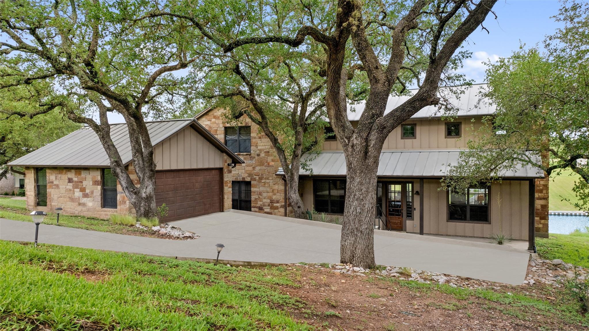 186 Sleepy Oaks DR