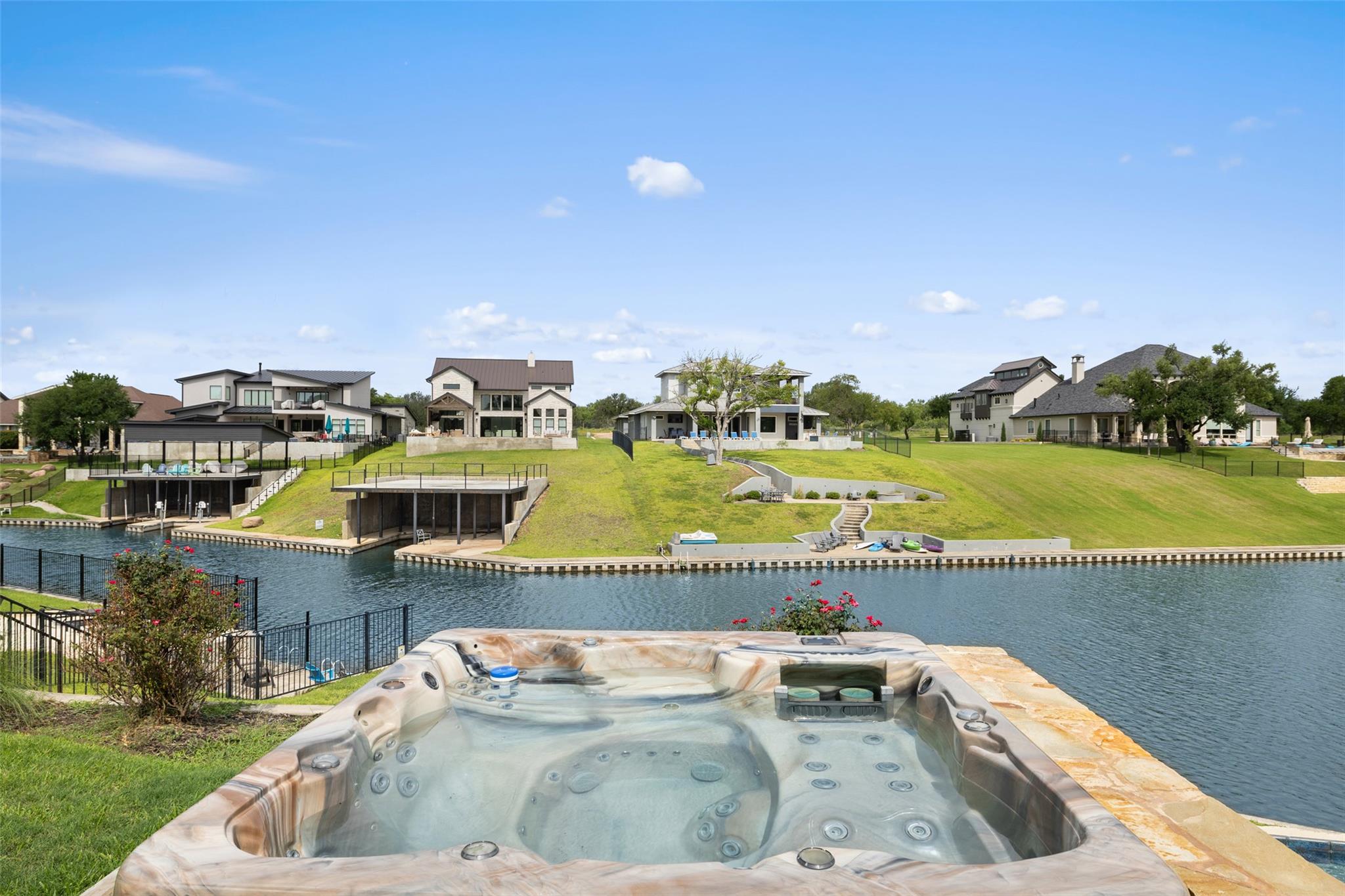 186 Sleepy Oaks DR