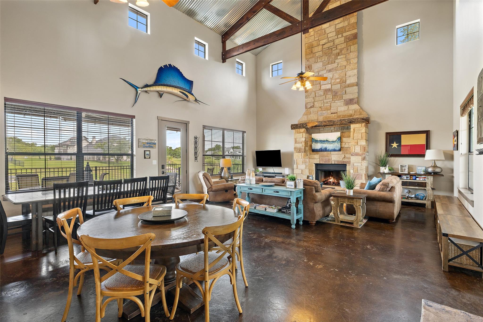 186 Sleepy Oaks DR